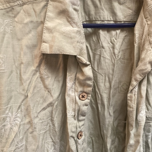 Big Dogs resort wear xl 70% silk front pocket - Picture 3 of 5